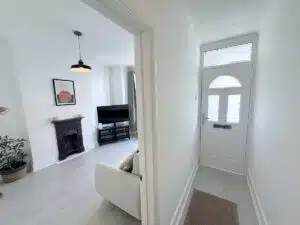Flat Morgan Road in Greater London