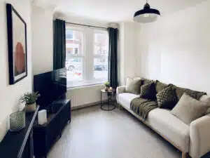 Flat Morgan Road in Greater London