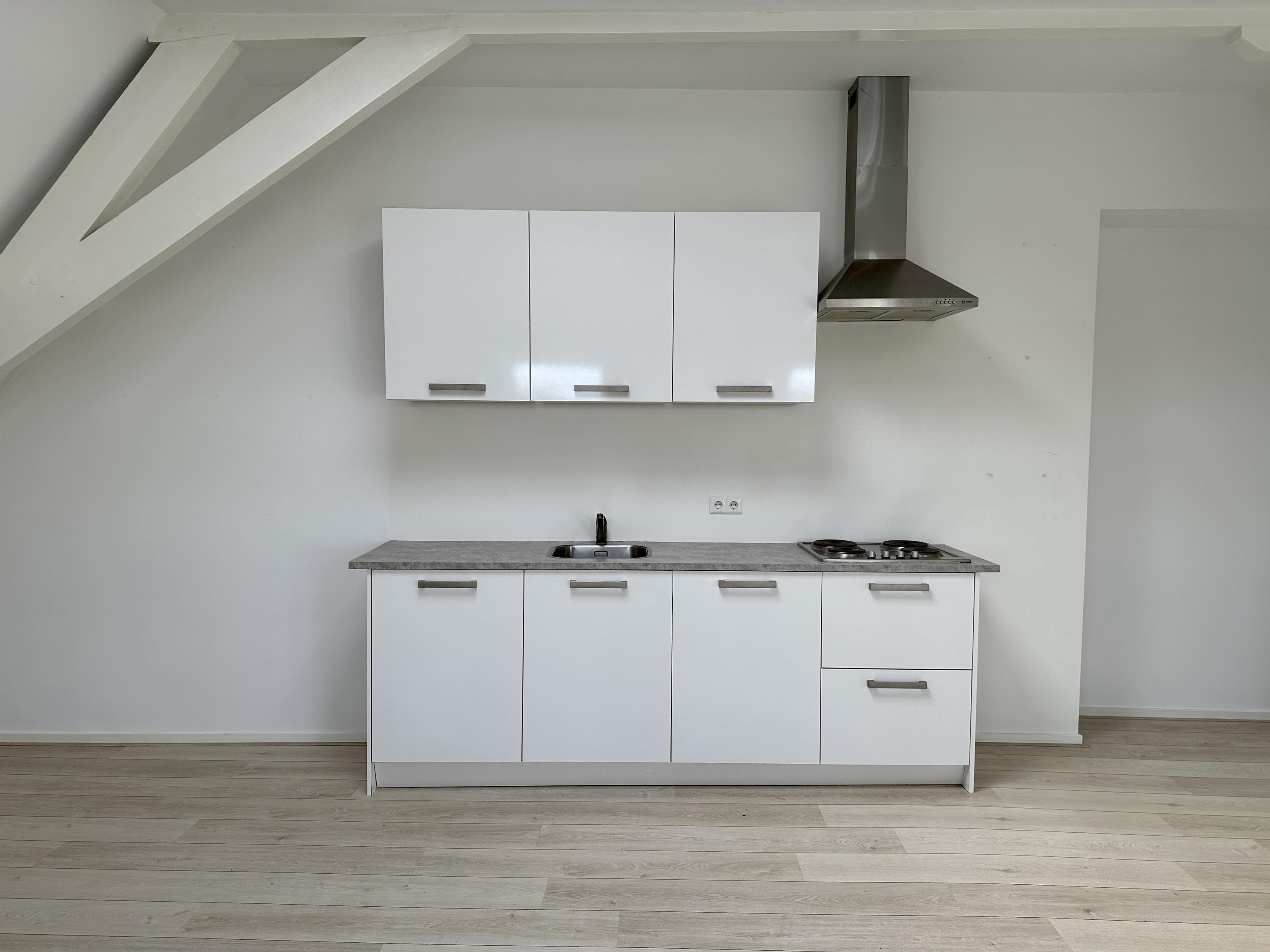Studio te huur: Achter St.-Pieter 11R, Utrecht