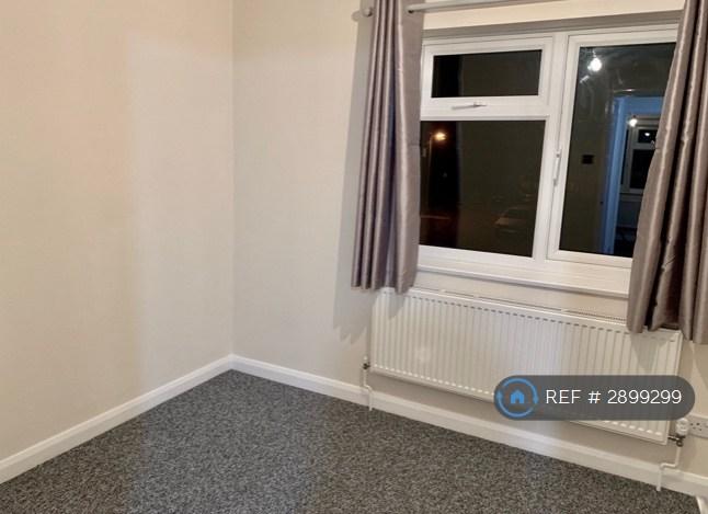 House Pine Close in Cherwell District