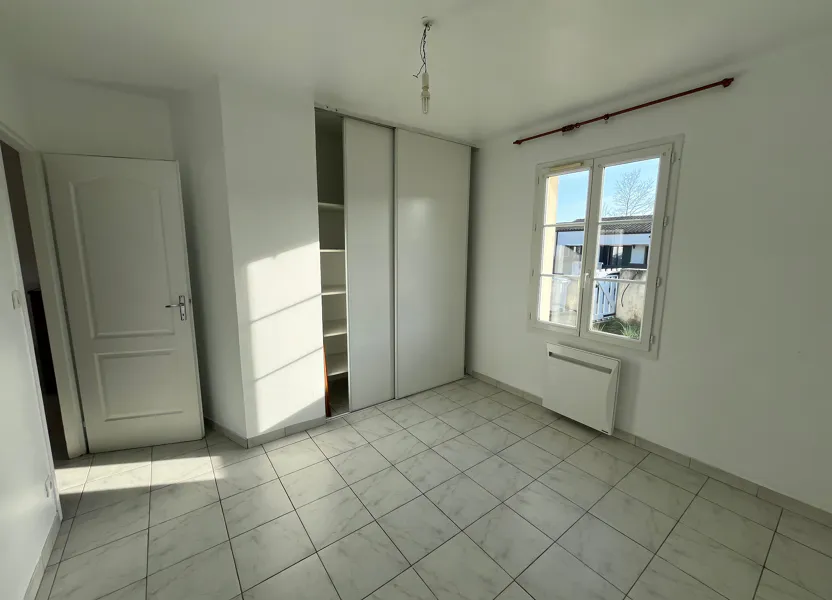 House Rue de la Sallée in Tonnay-Charente