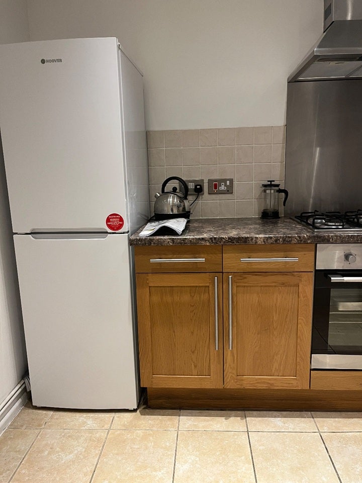 Flat Triangle Place in Greater London
