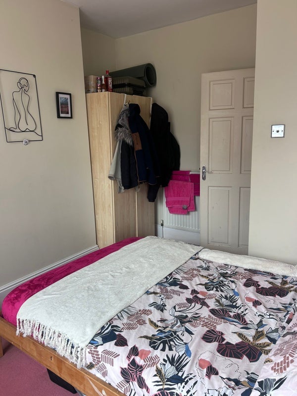 Room Harborne Park Road in Birmingham