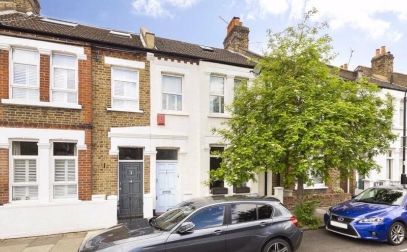 Room Beryl Road in Greater London