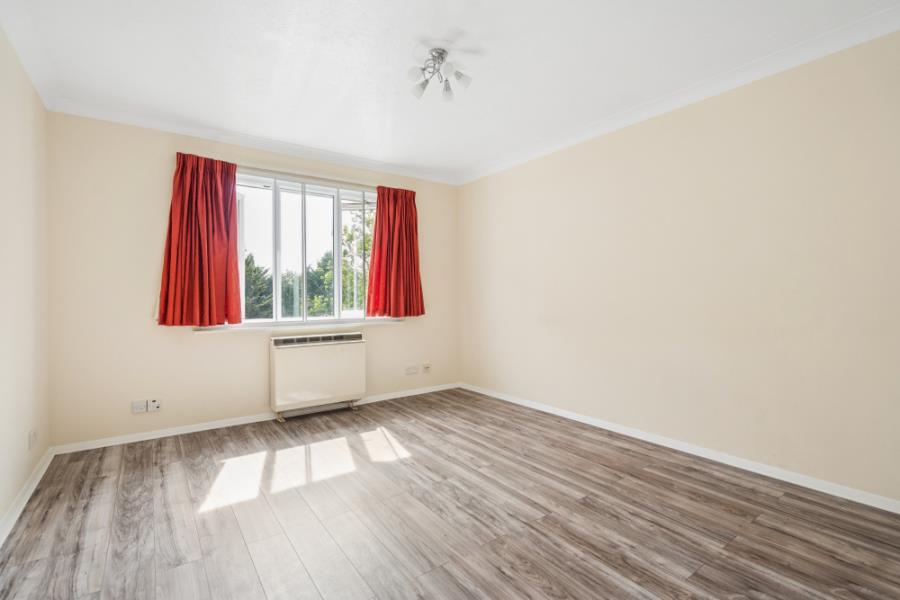 Flat Granville Place in Greater London