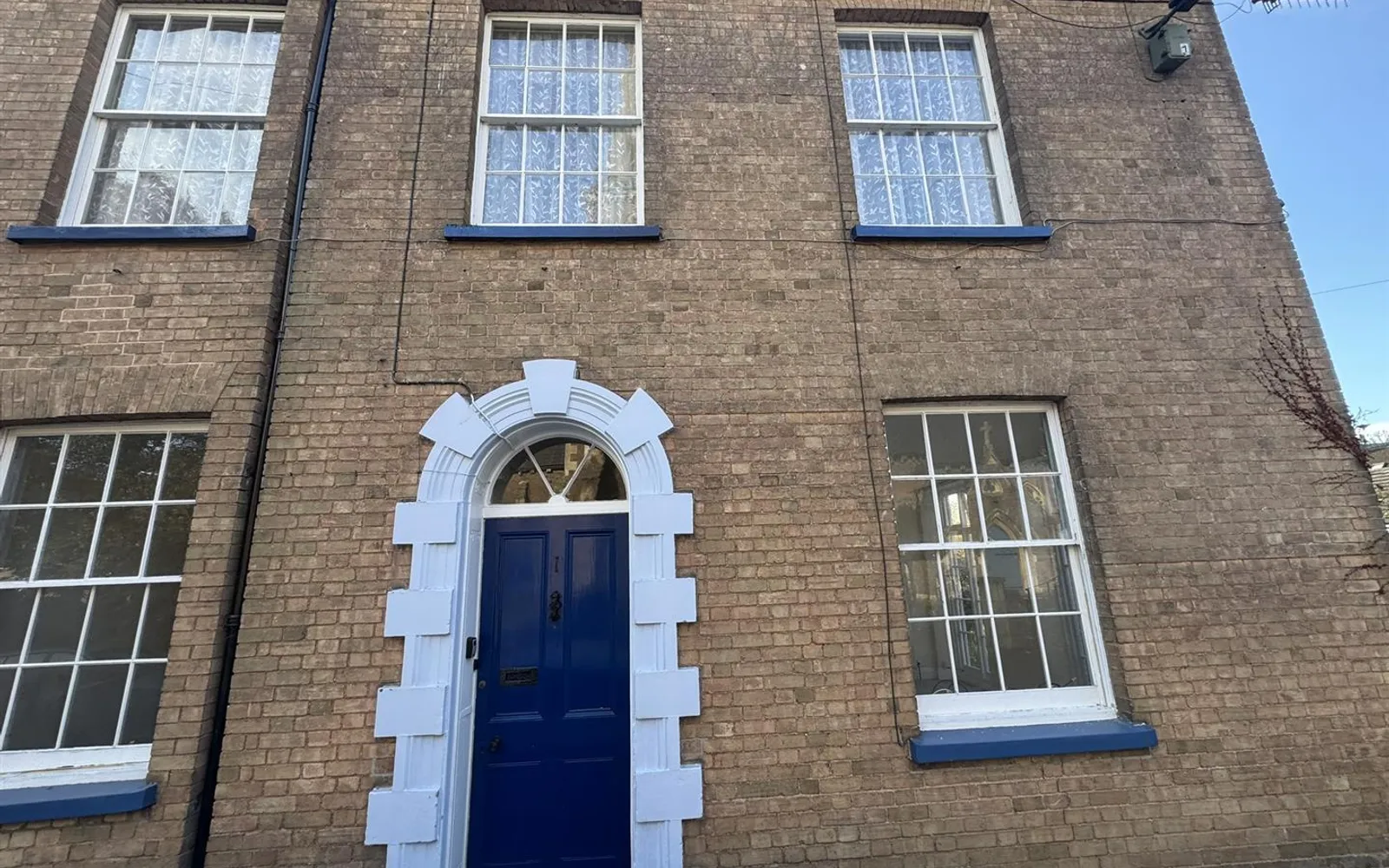 Flat St Paul's Square in Mid Devon