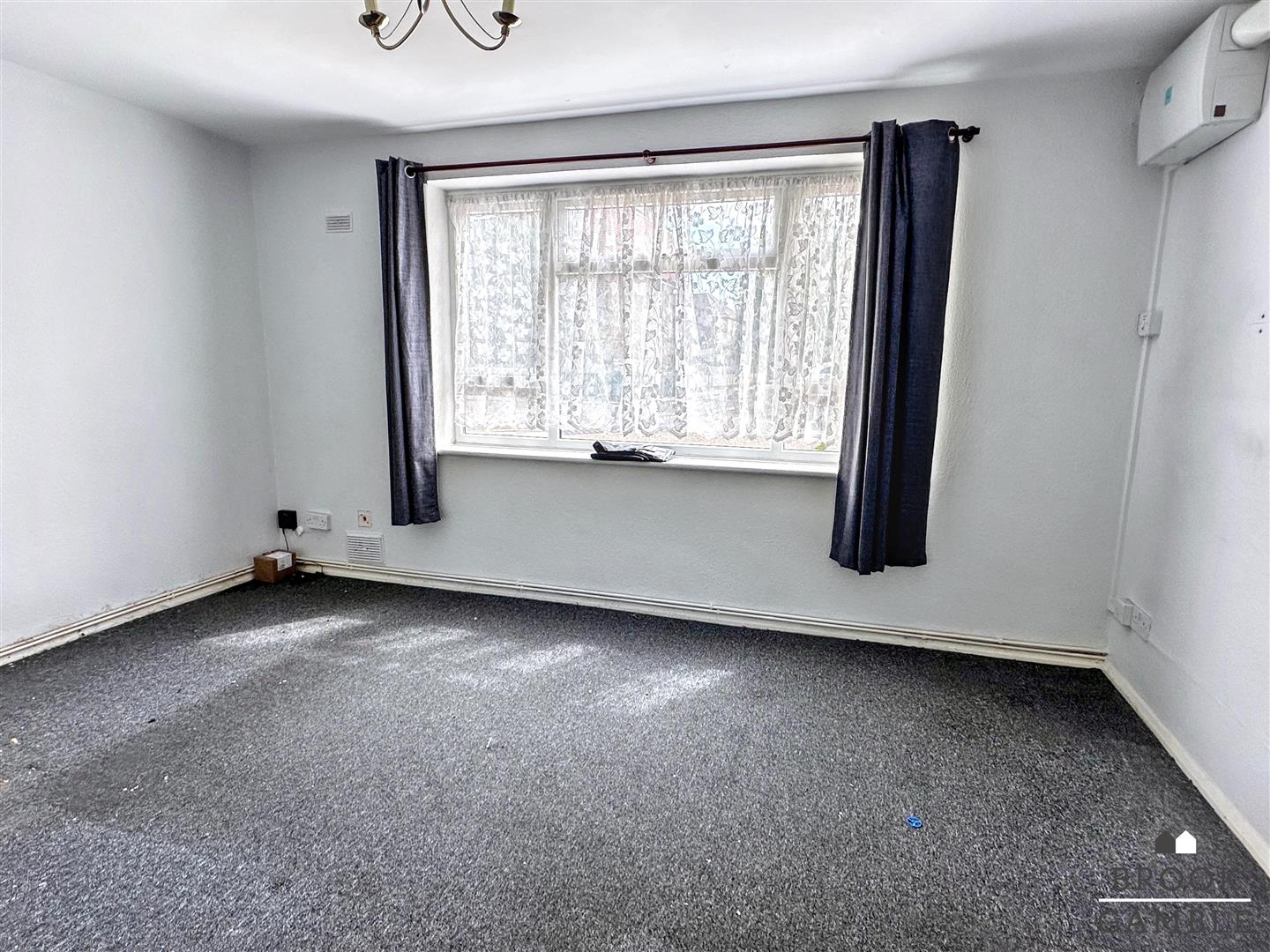 Flat Belle Vue Road in Eastbourne