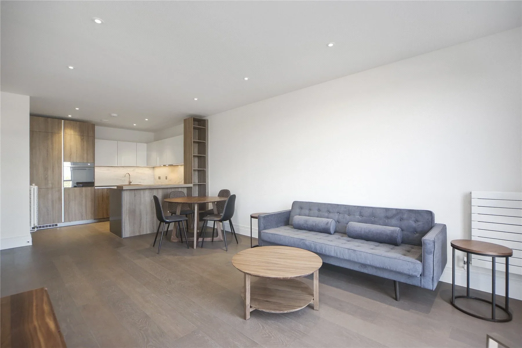 Flat Seven Kings Way in Greater London