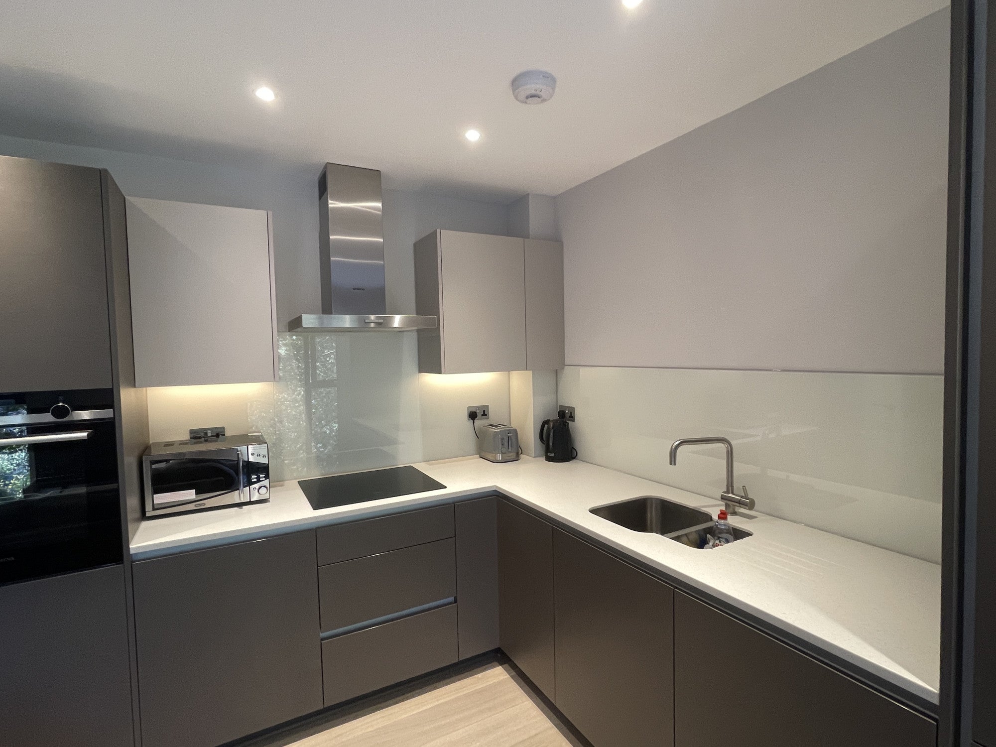 Flat Ufford Street in Greater London