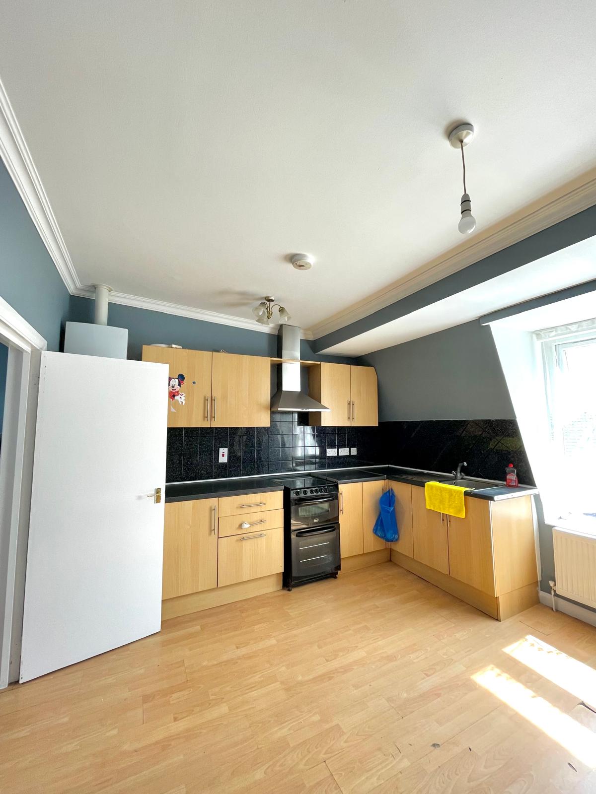 Flat Westbury Avenue in Greater London