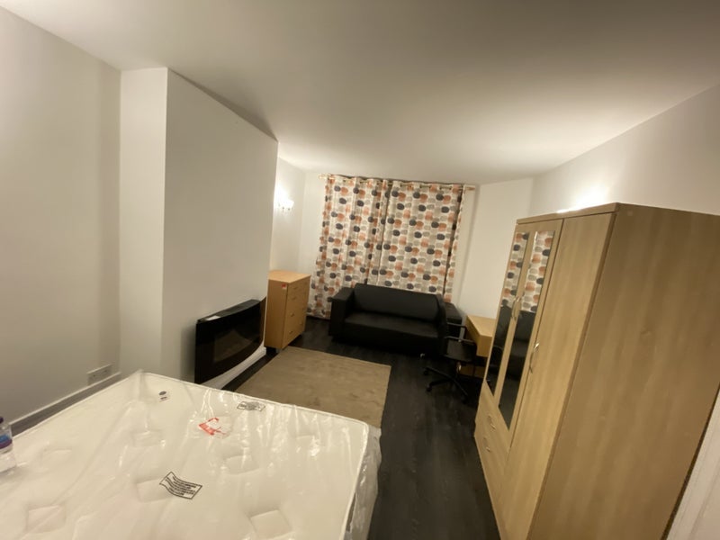 Room Wallbank Road in Birmingham
