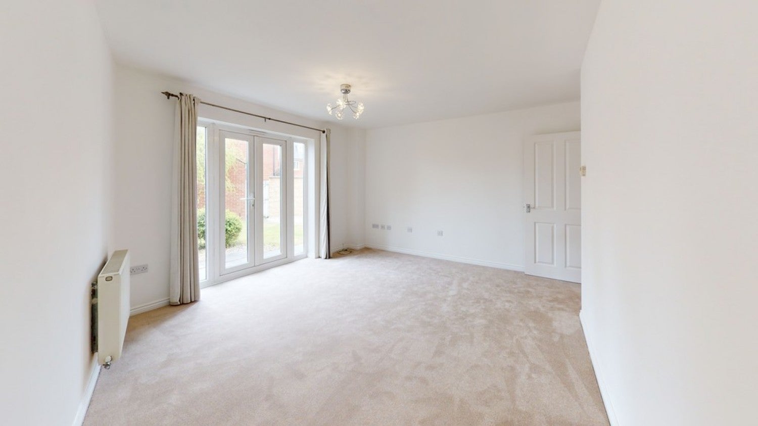 House Wayward Lad Close in Tewkesbury