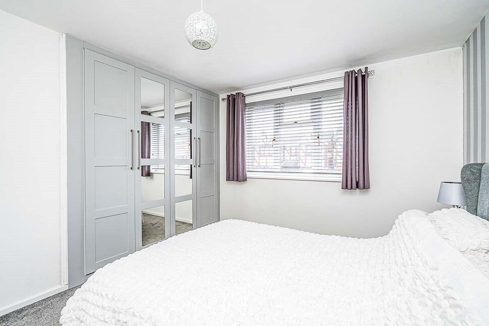House Bordeaux Close in Dudley