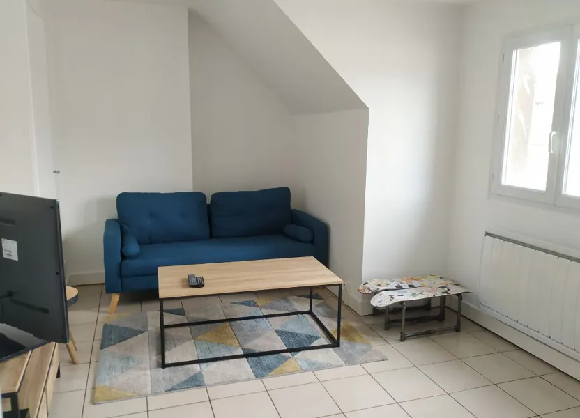 Flat Rue des Trois Barbeaux in Compiègne