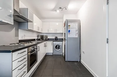 Flat Gatliff Road in London