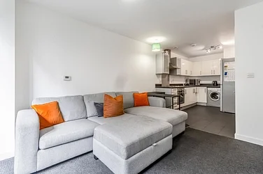 Flat Gatliff Road in London