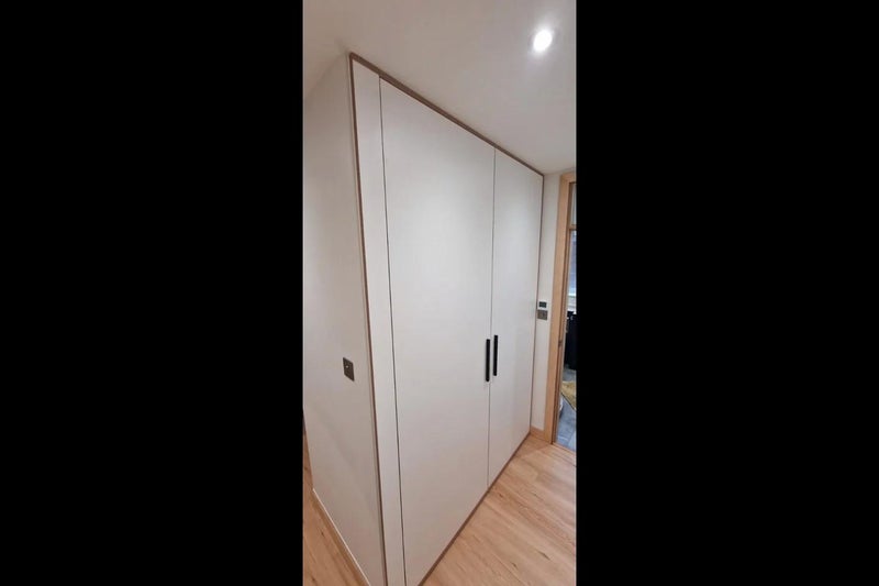 Room Tudor Grove in Greater London