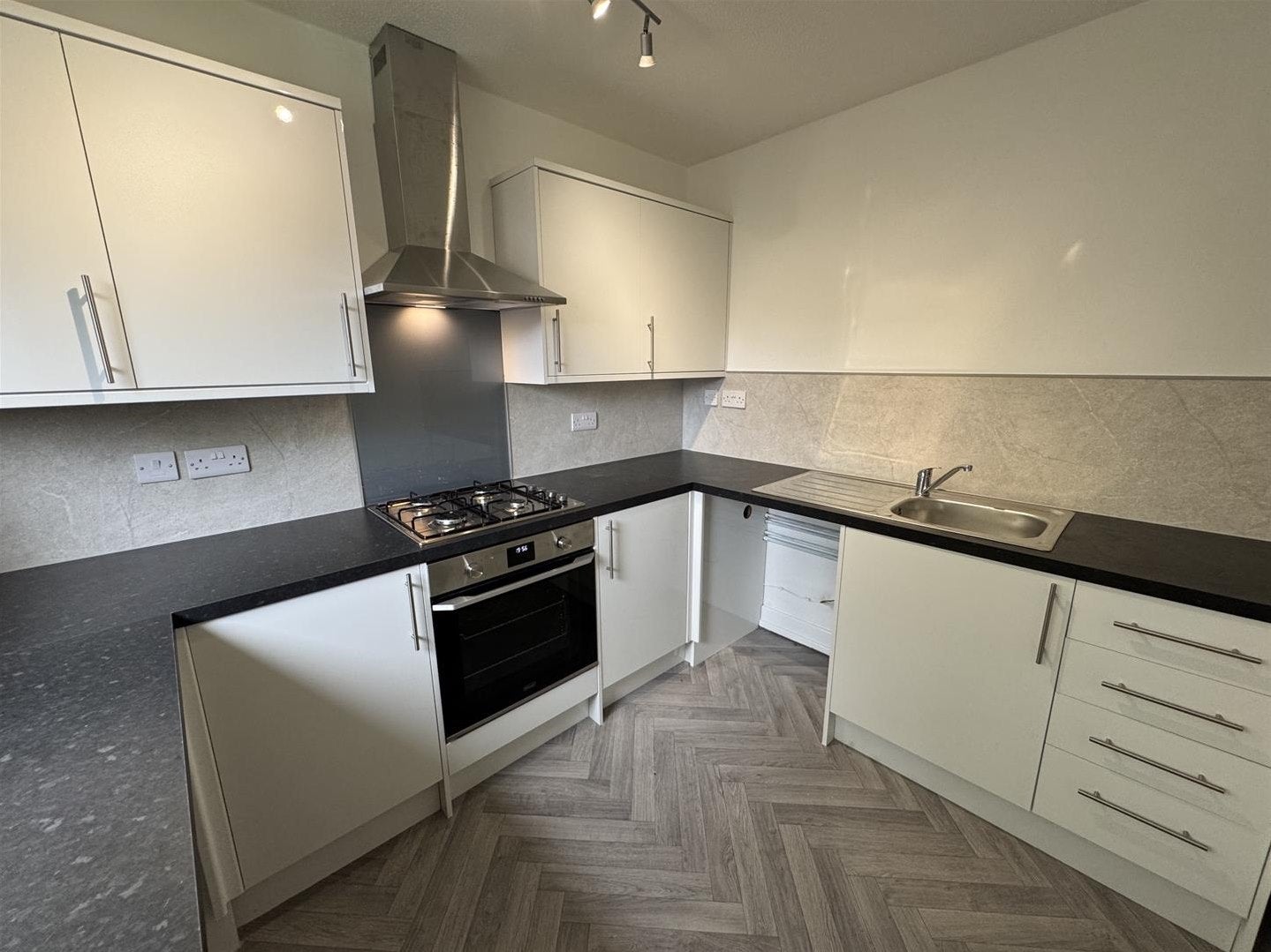 Flat Pendlebury Drive in Leicester