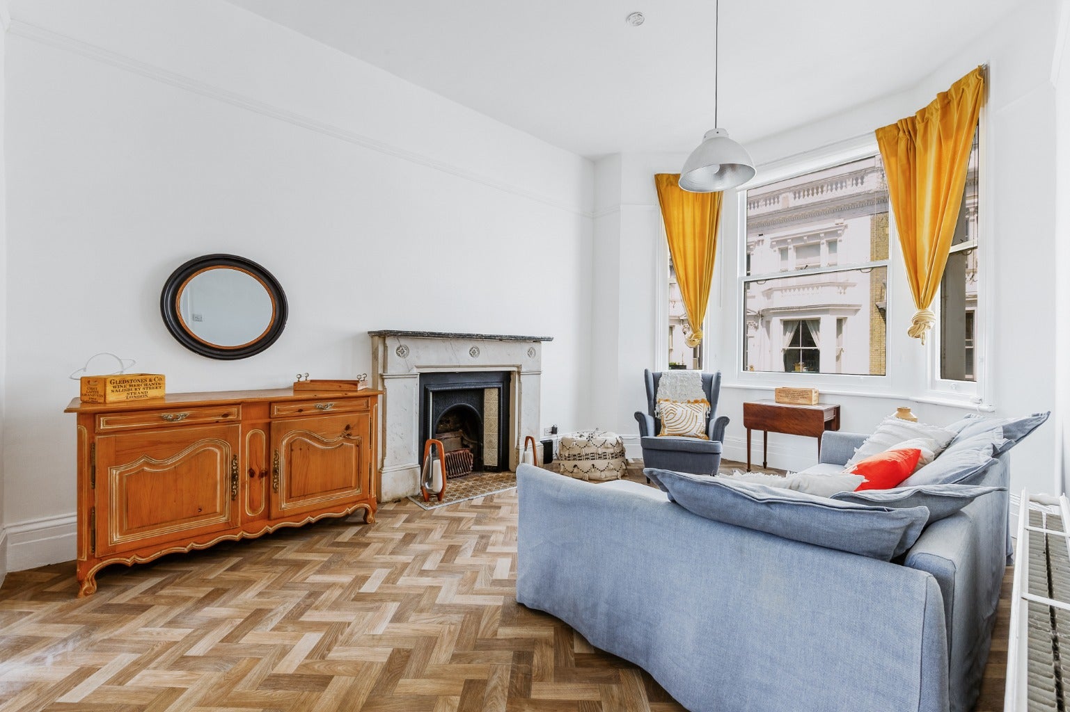 Flat Perham Road in Greater London
