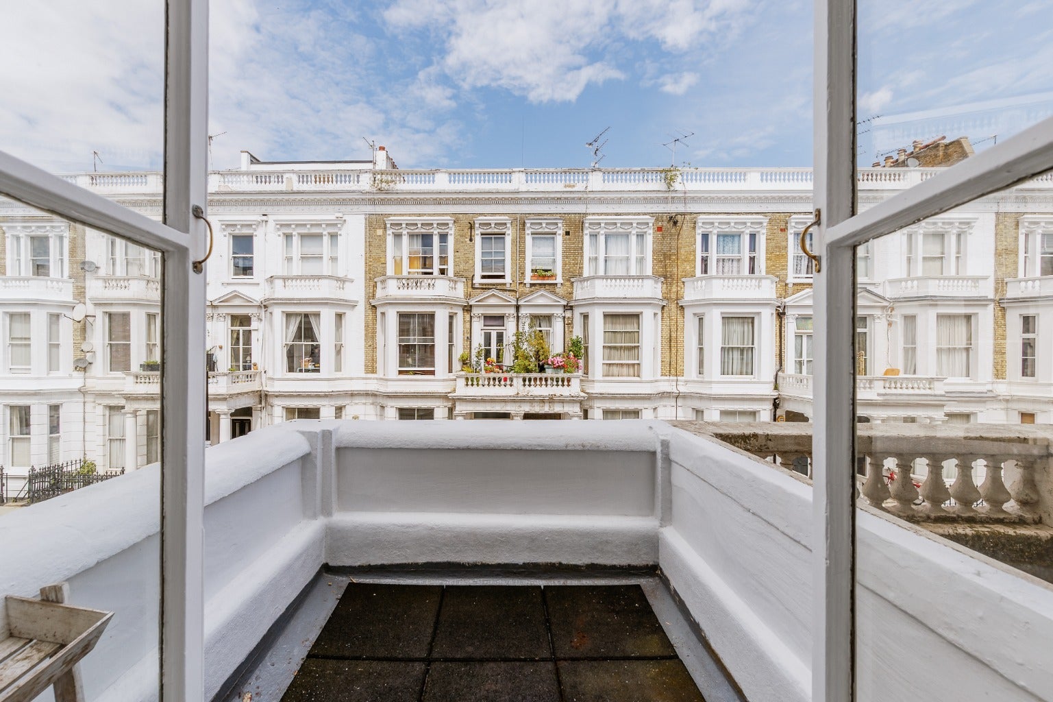 Flat Perham Road in Greater London