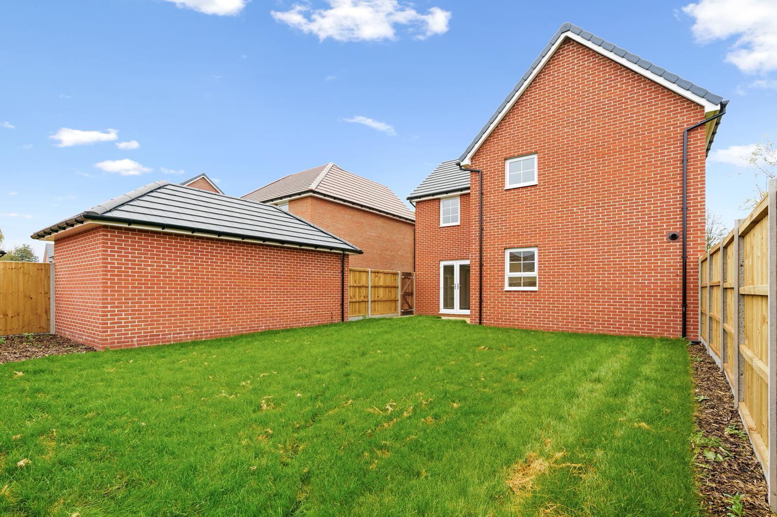 House Chase Close in Old Catton