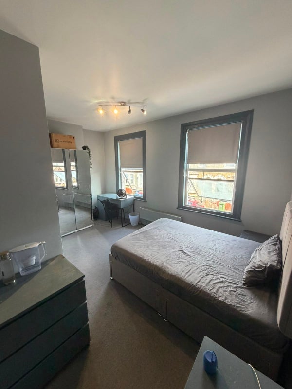 Room Alloa Road in Greater London
