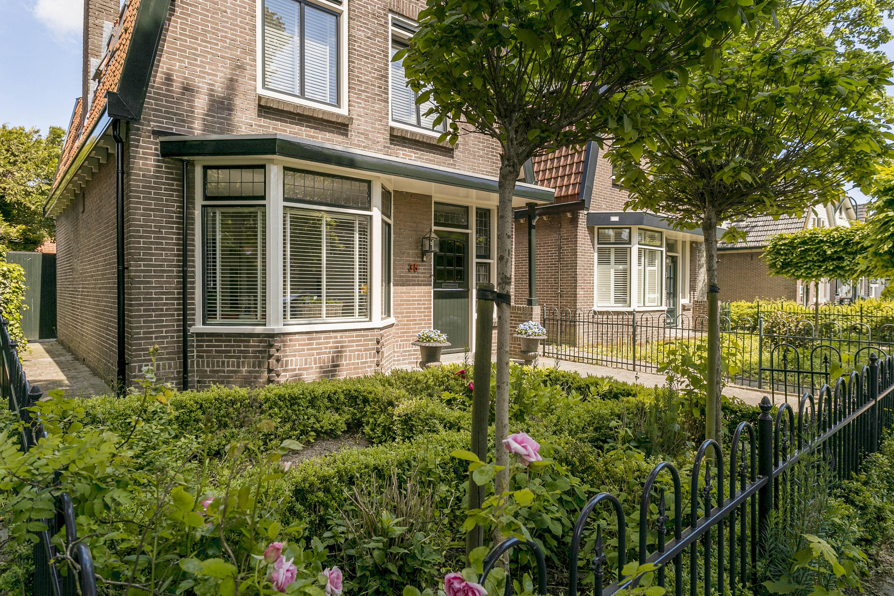Huis Stationsweg 35 in Heiloo