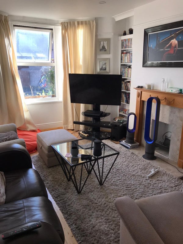 Room Oldfield Road in Bristol
