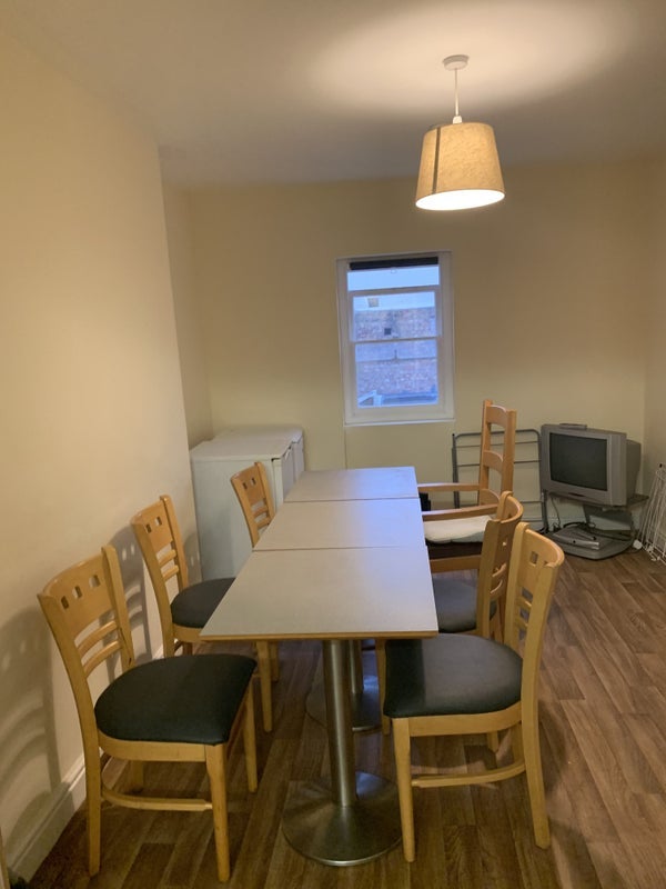 Room Brunswick Road in Gloucester
