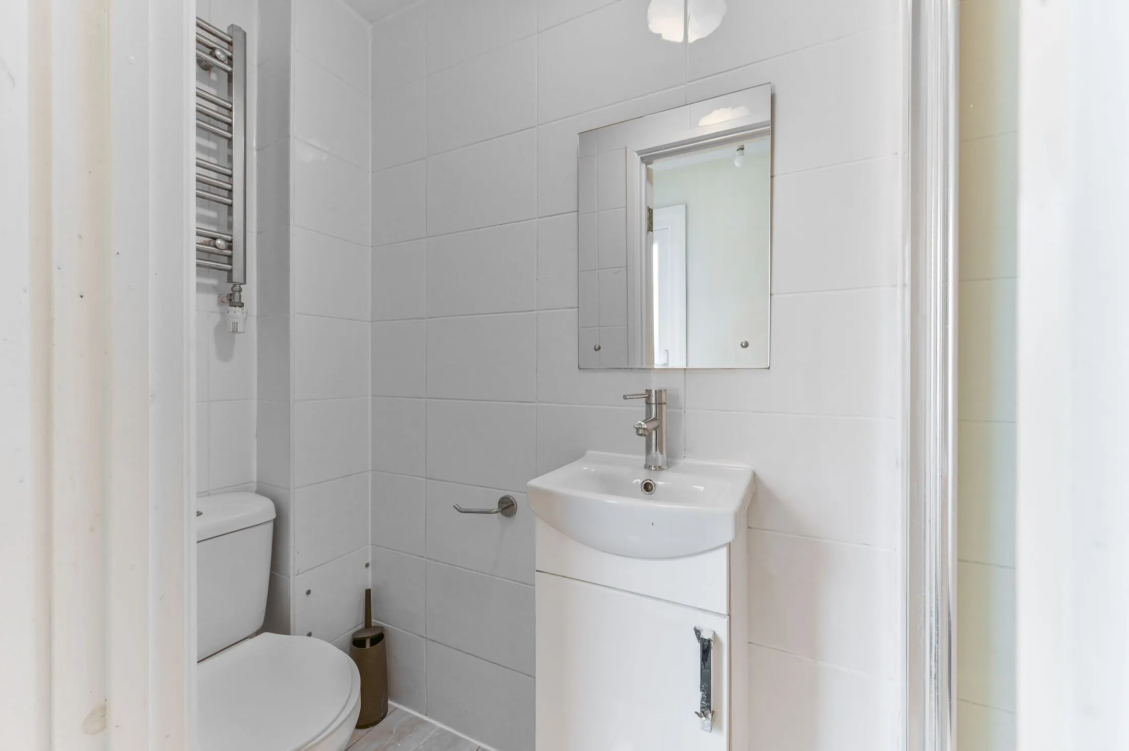 Flat Carshalton Grove in Greater London