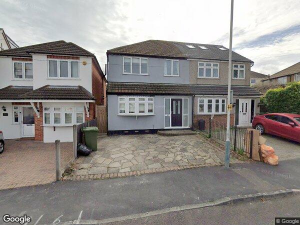 House Berkeley Avenue in Greater London