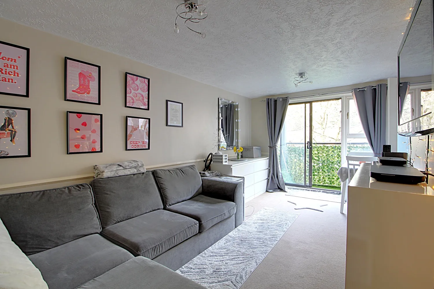 Flat Tongdean Lane in Brighton