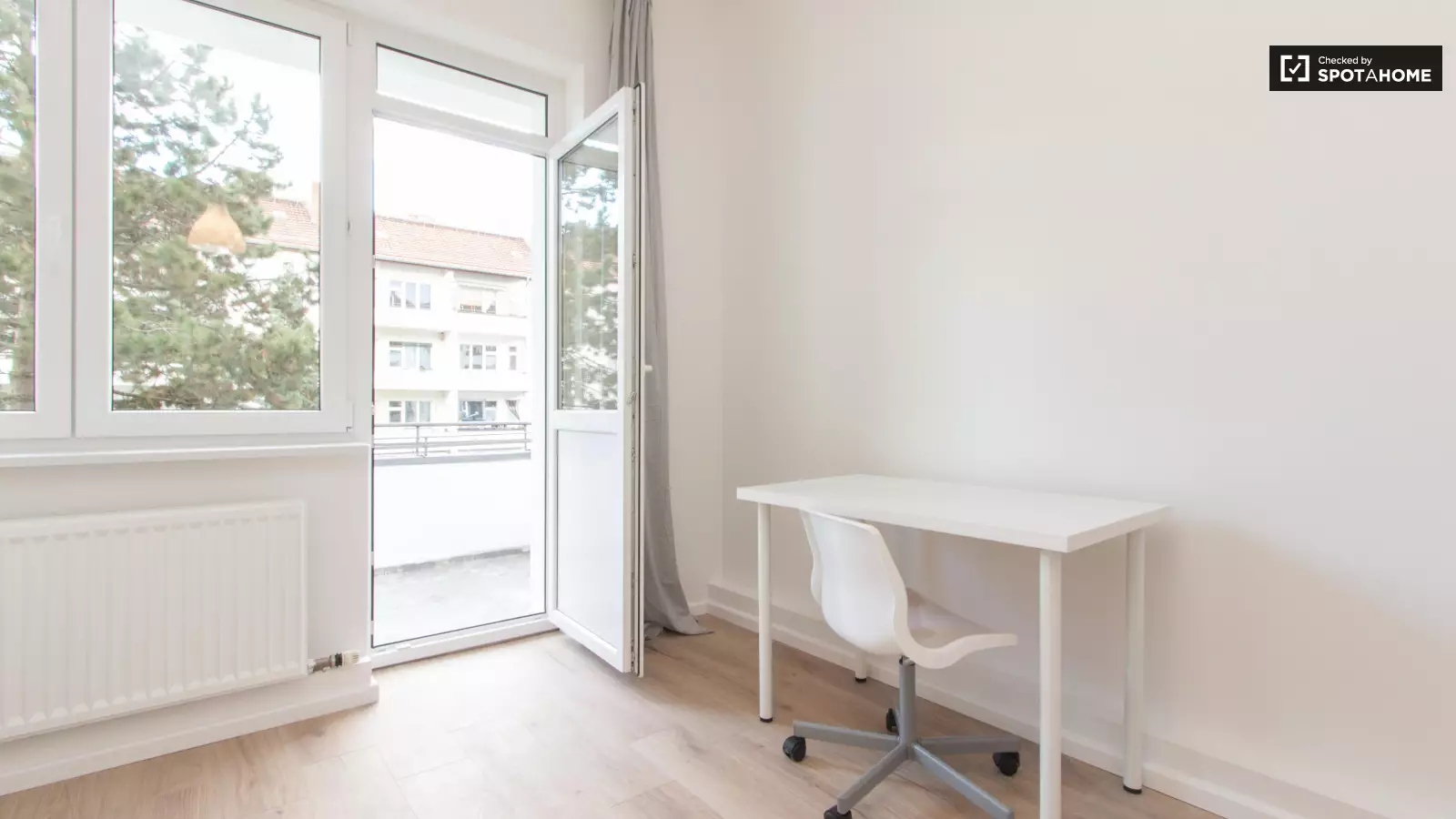 Wohnung Rheinstraße in Berlin