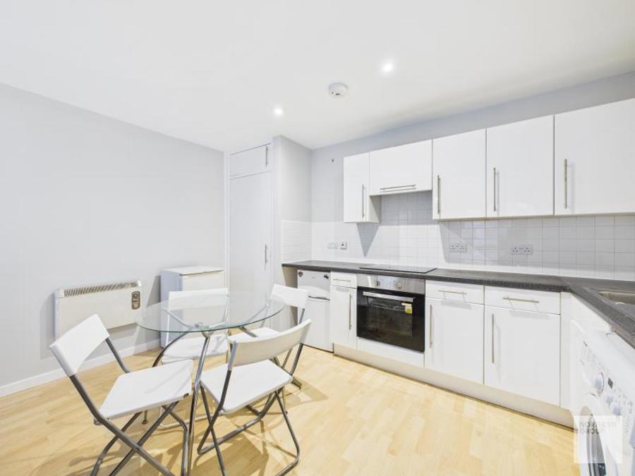 Flat Ordsall Lane in Salford
