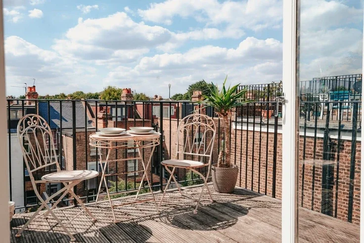 Flat Gladys Road in Greater London