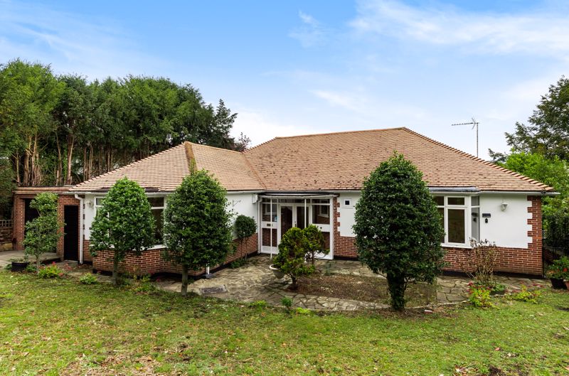 House Box Ridge Avenue in Greater London