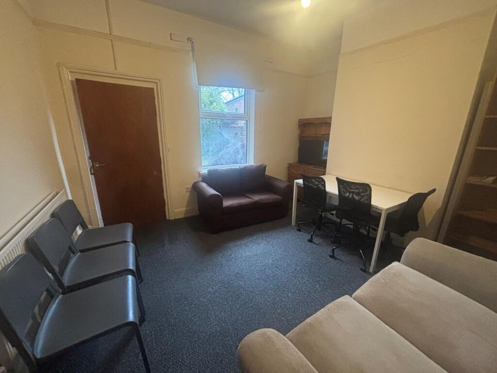 Room Bristol Road in Birmingham