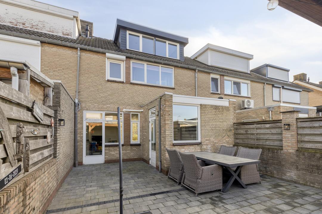 Tussenwoning te koop: Geerhoek 20, Wouw