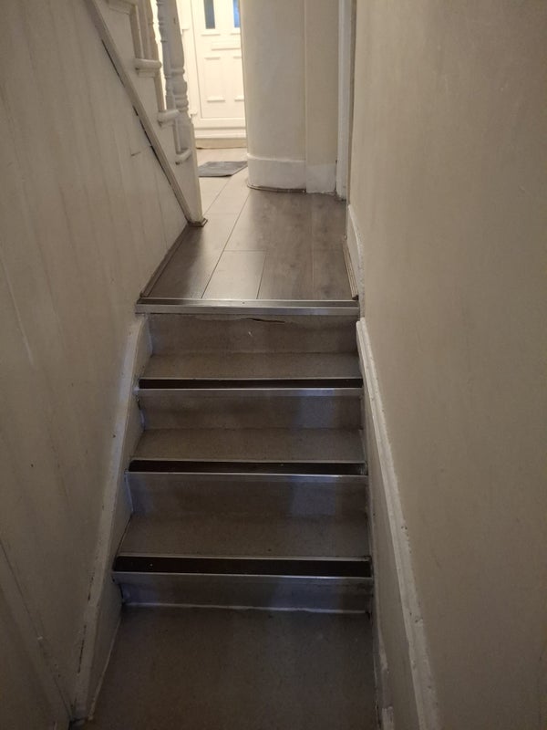 Room Harringay Road in Greater London