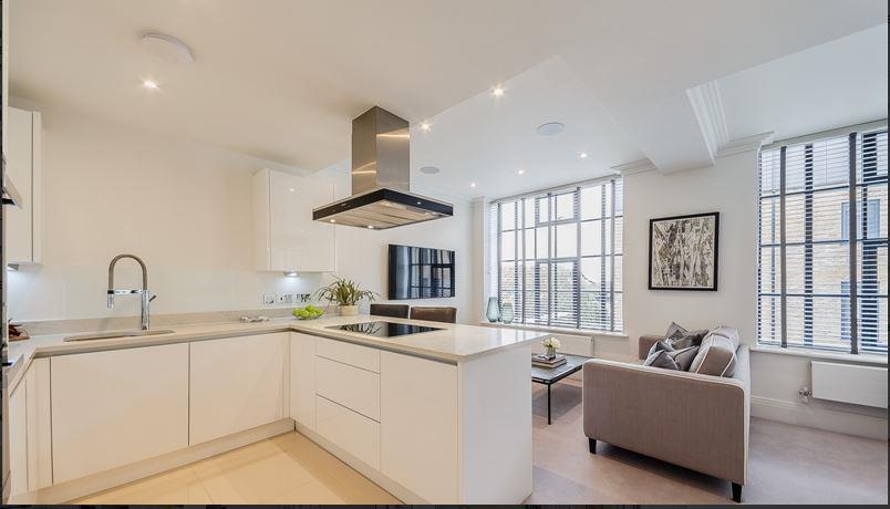 Flat Rainville Road in Greater London