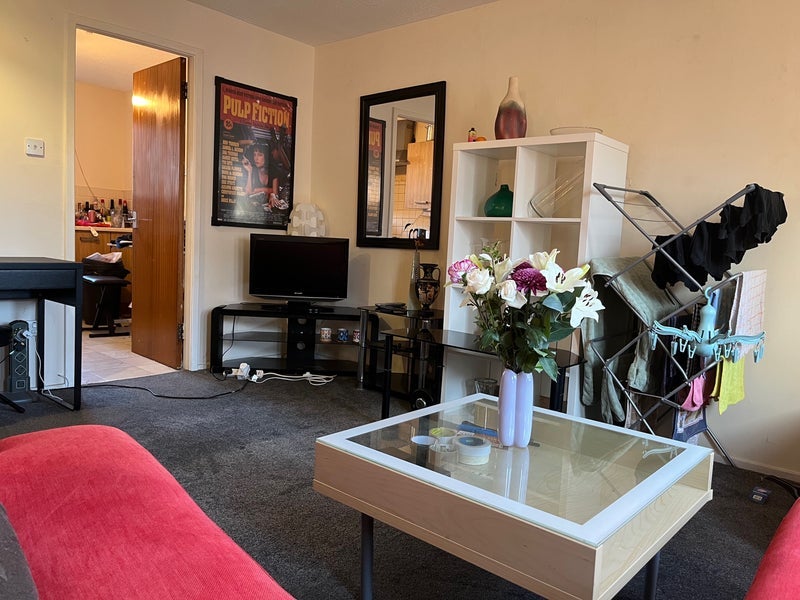 Room Napiershall Street in Glasgow