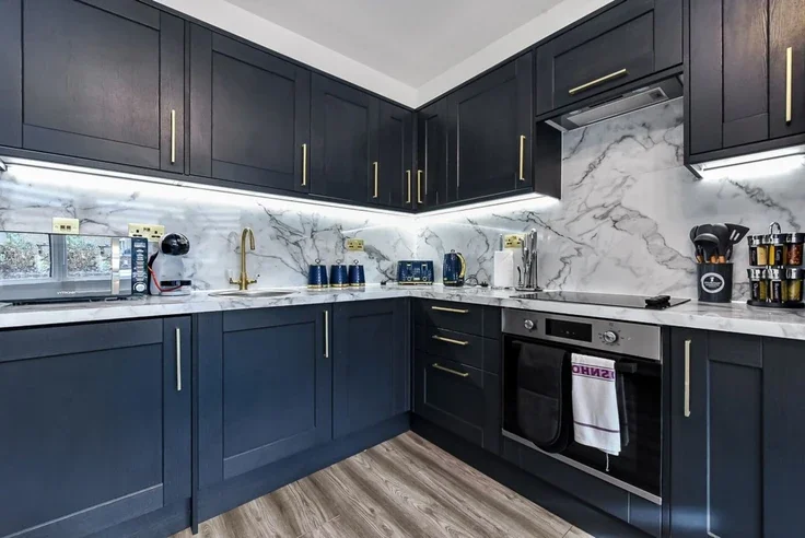 Flat Elder Avenue in Greater London