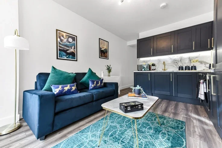 Flat Elder Avenue in Greater London