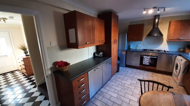 Room Glengall Grove in Greater London