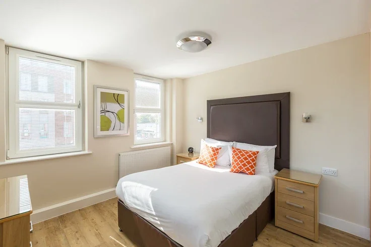 Flat Firwood Drive in Surrey Heath