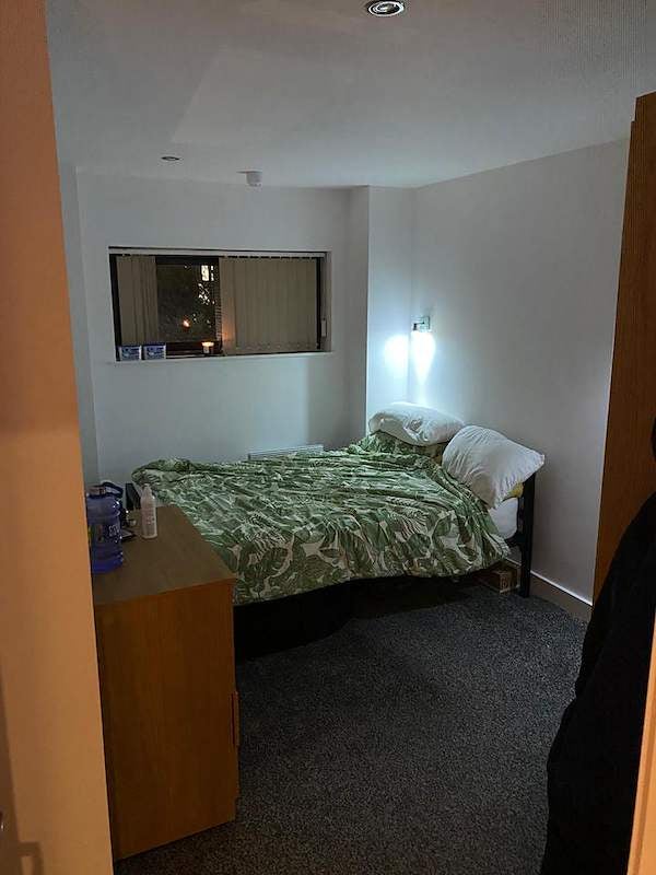Flat Isaac Way in Manchester