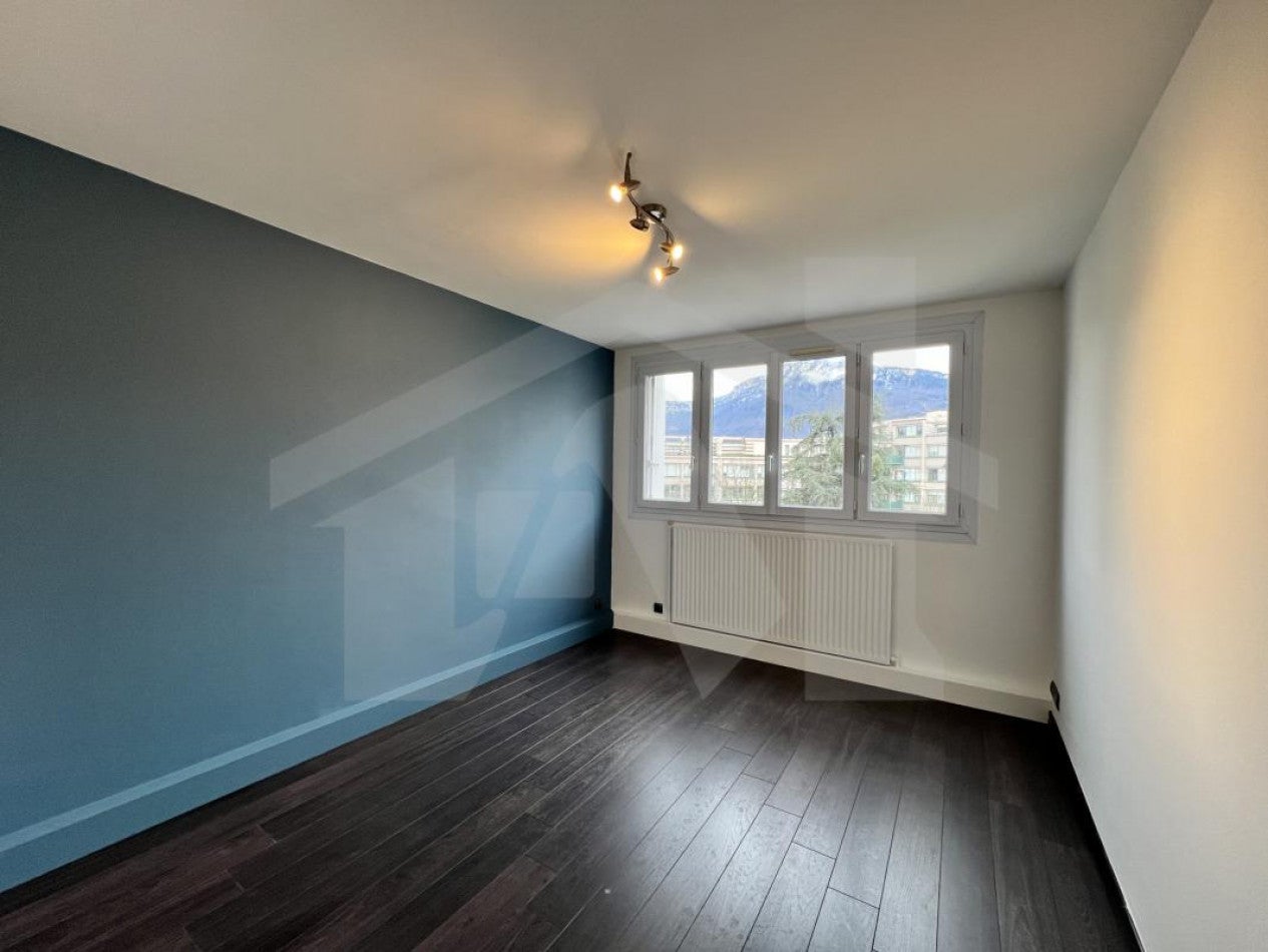 Appartement Rue Hippolyte Müller à Grenoble