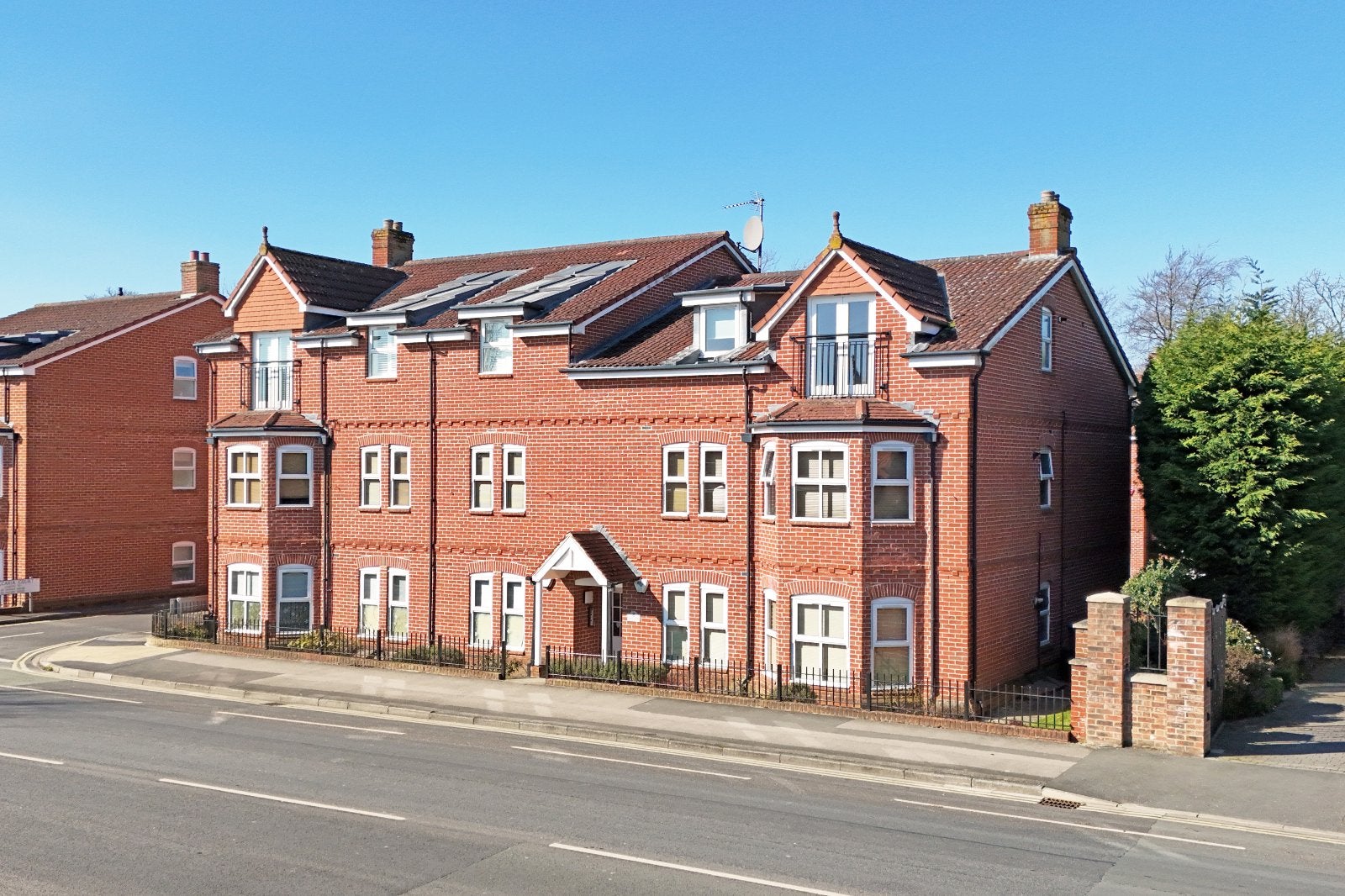 Flat Tadcaster Road in York