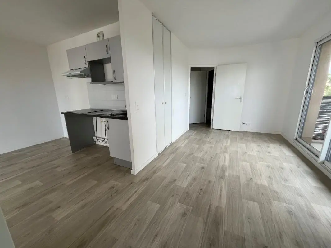 Flat Allée de Plein Ciel in Le Mée-sur-Seine