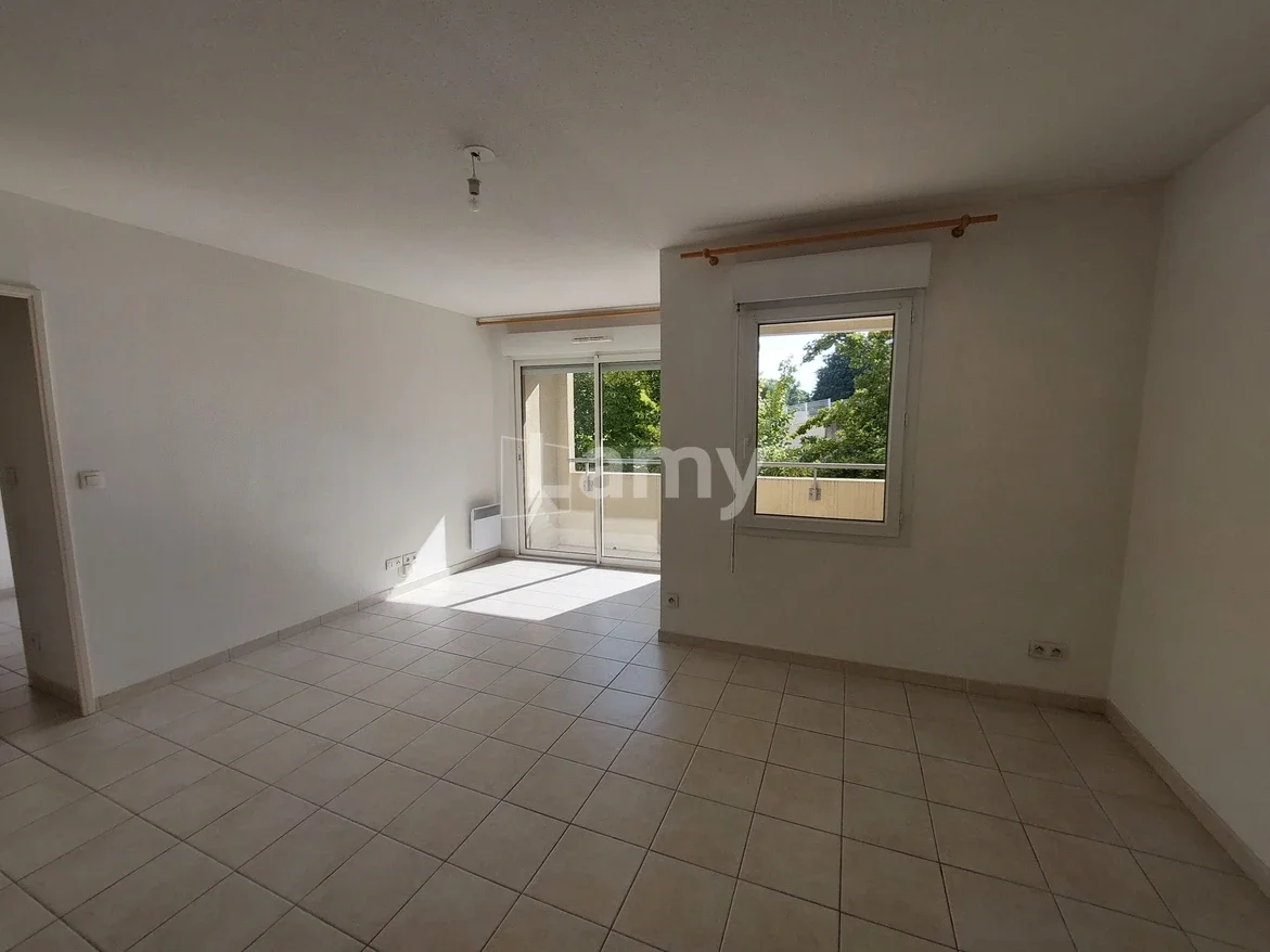 Appartement Avenue du Maréchal Juin à Nîmes